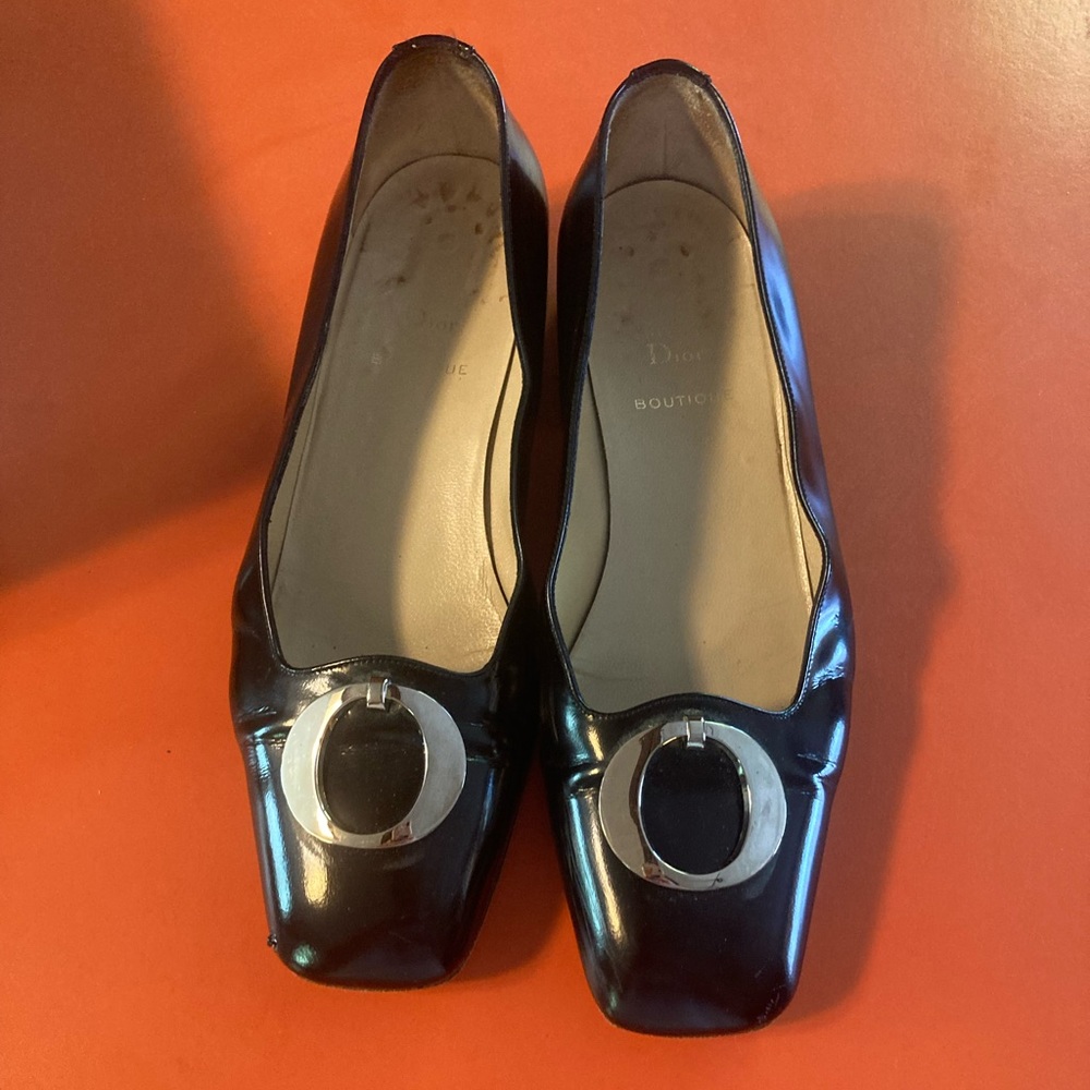 Christian Dior leather kitten heels